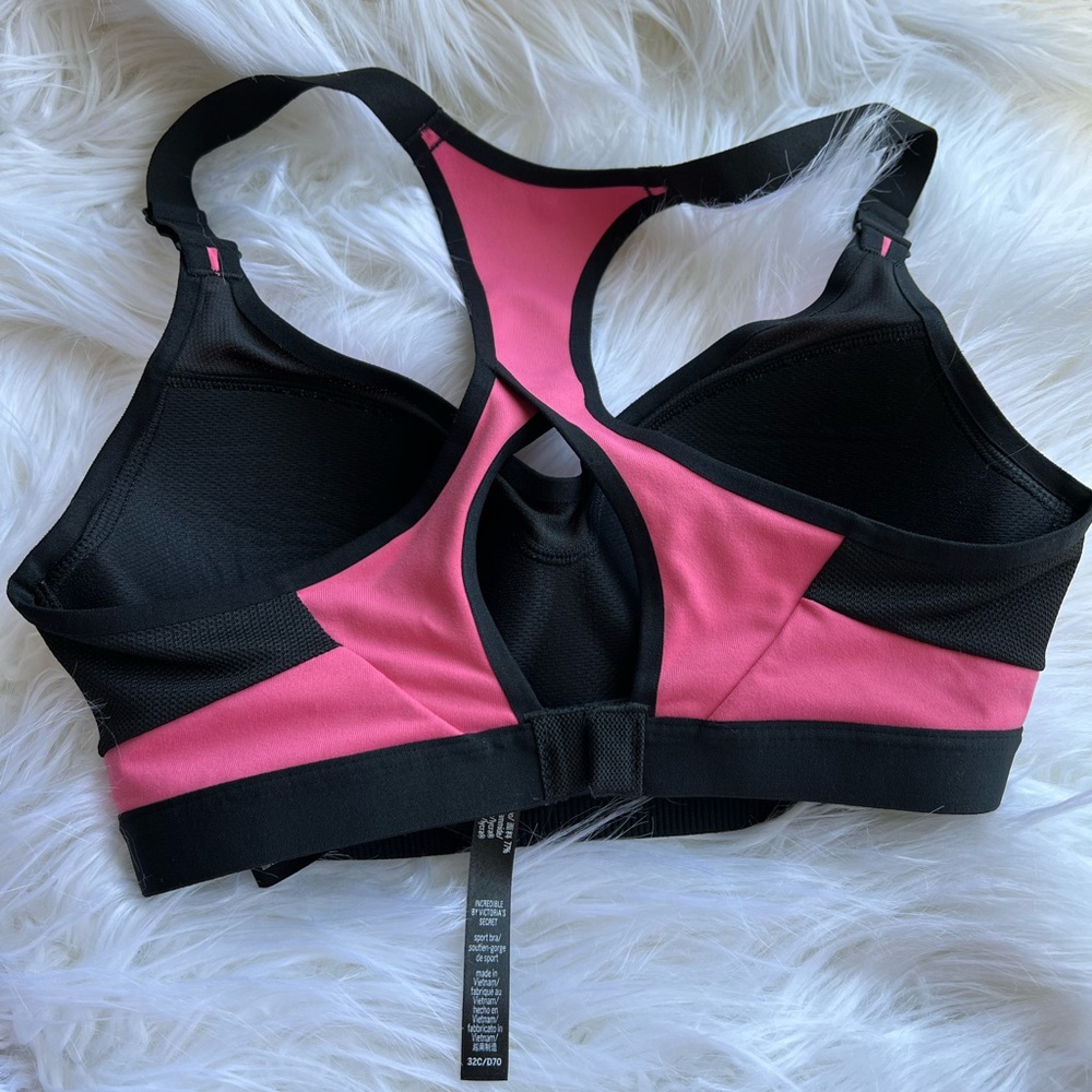 Victoria Secret New Nockout Maximum Support View 2